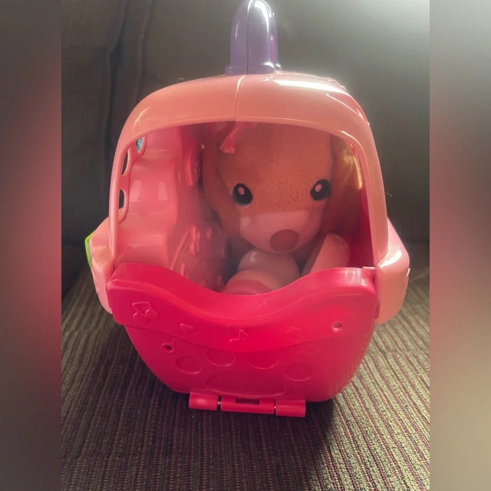 Vtech Care For Me Interactive Learning Puppy Carrier. 4pc Set.
